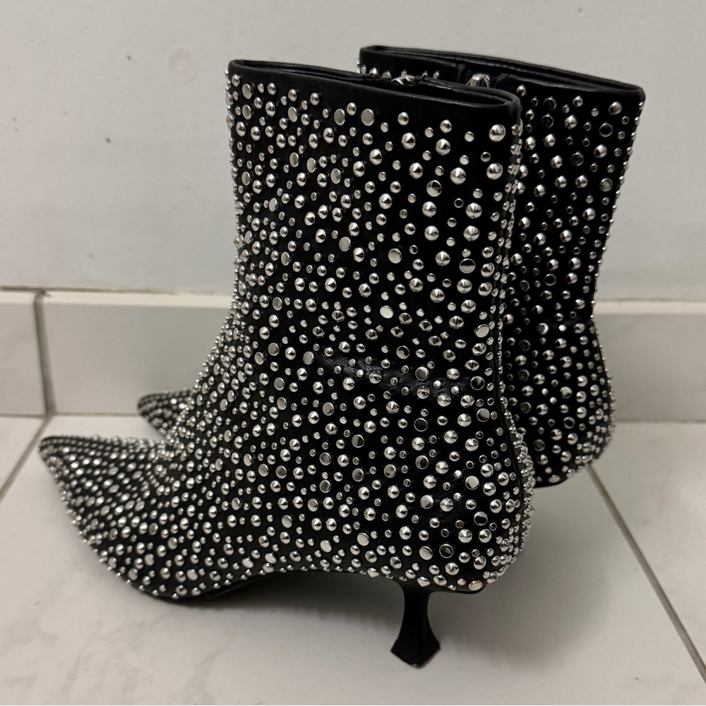 Zara Black Studded  Heeled Ankle Boots - Size 8 - Picture 9 of 16